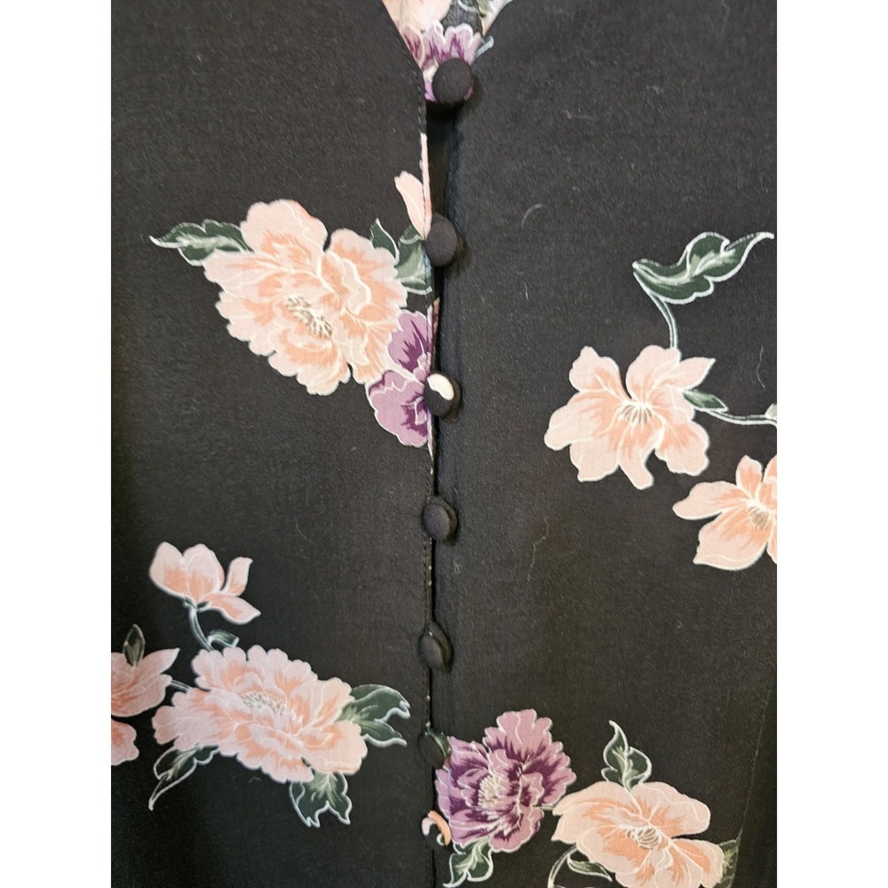 Torrid Harper Blouse Size 1 Black With Pink/Purple Floral 3/4 Sleeve Button Up - Picture 4 of 8